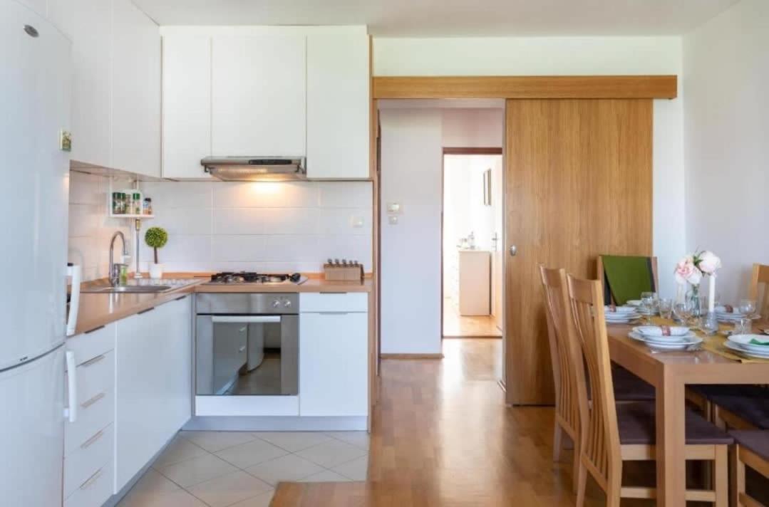 Tesla Apartment Urban Stay Ζάγκρεμπ Εξωτερικό φωτογραφία